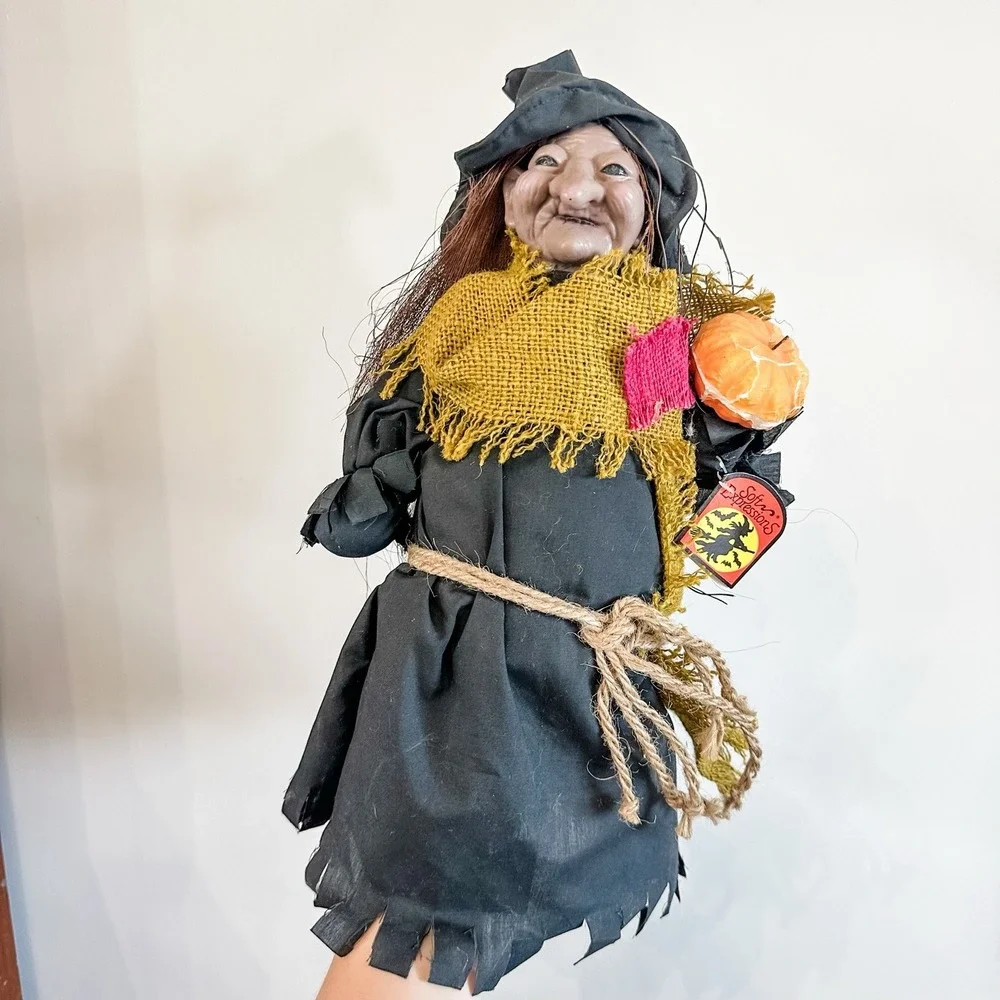 Vintage‎ Halloween Spooky Burlap Witch Figure w/ Broom & Pumpkin Decoration 16